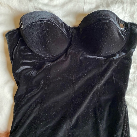 GUESS by Marciano evening sexy dress size 4 👗 - Picture 3 of 8